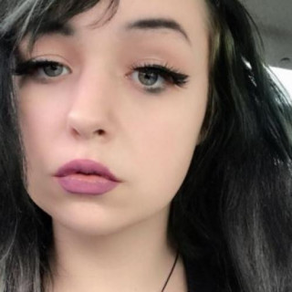 BeautyKissingM