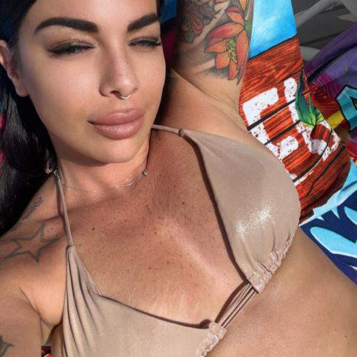 Need to touch a cock pronto