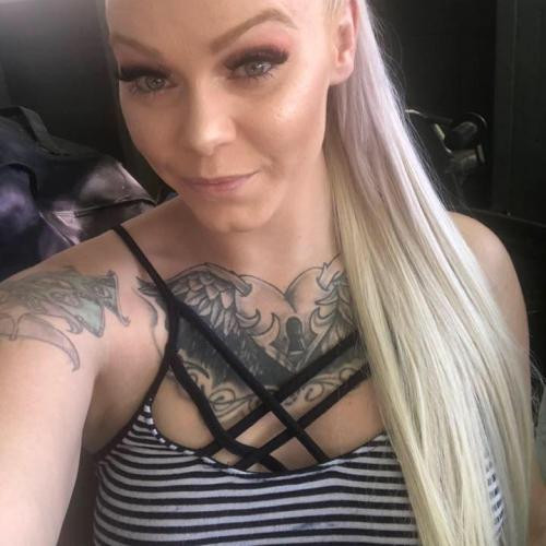  watch my big bouncy tits jiggling