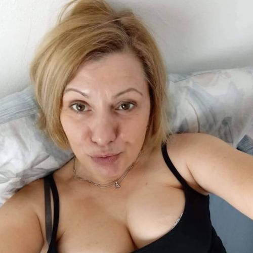 I need to be fucked like I'm the sexiest woman you've ever s