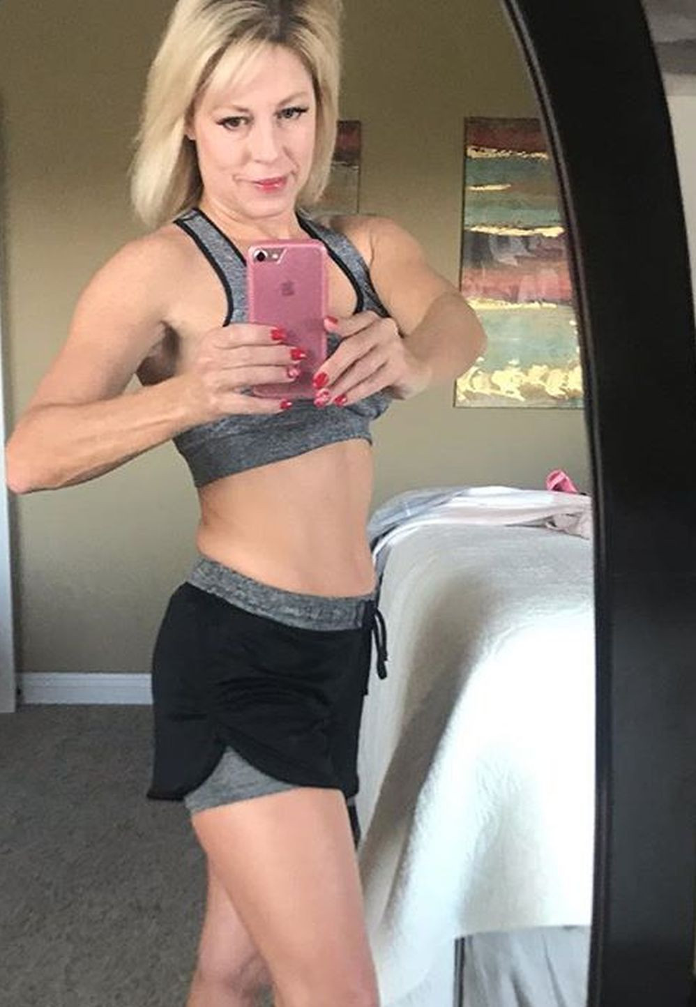 Look at my body: Is my husband right not to fuck me?